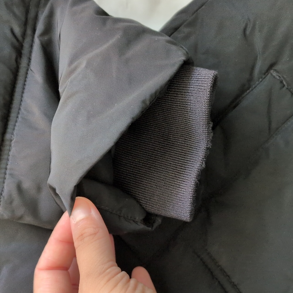 Express Black Puffer Jacket - Picture 5 of 6